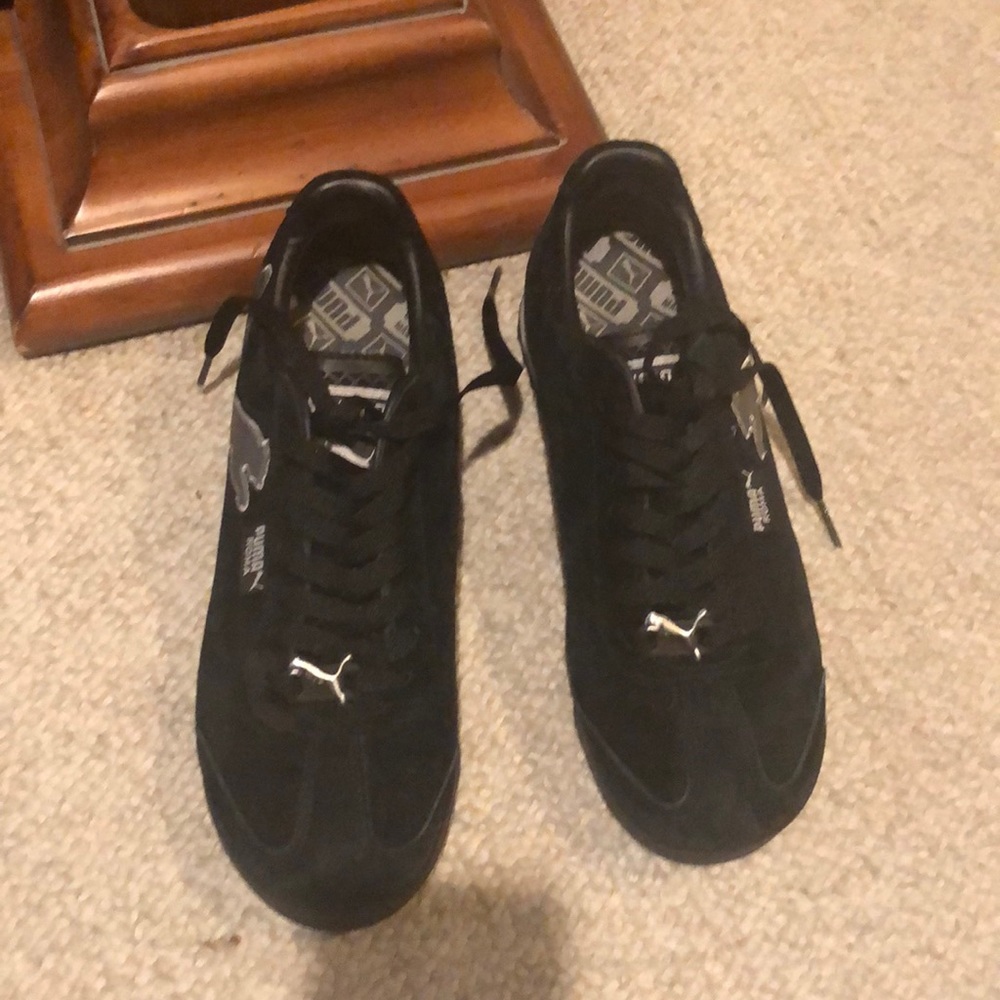 Puma sneakers